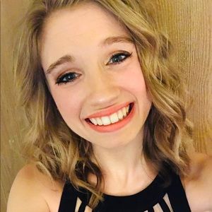 Meet your Posher, Lindsay